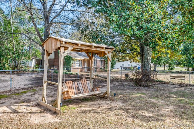 102 Till Street, Prattville, AL 36066