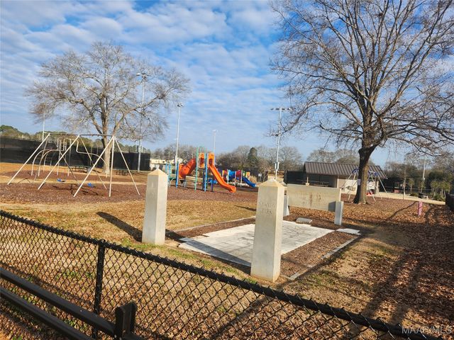 102 Till Street, Prattville, AL 36066