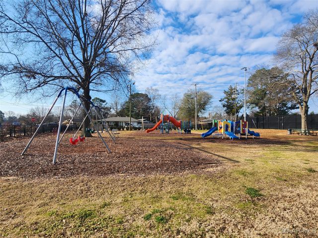 102 Till Street, Prattville, AL 36066