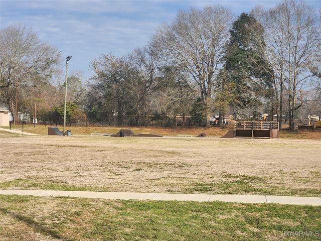 102 Till Street, Prattville, AL 36066