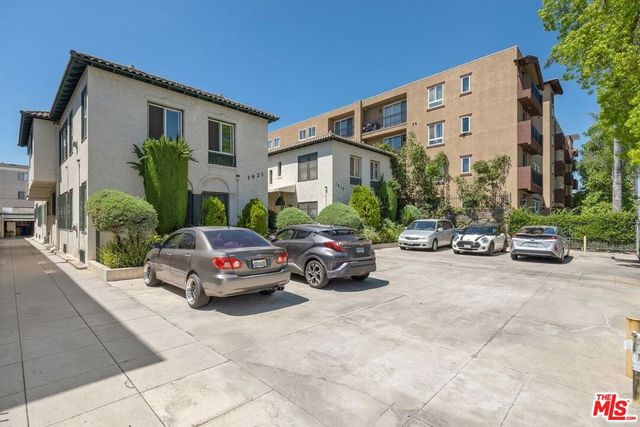 1415 S St Andrews Place, Los Angeles, CA 90019