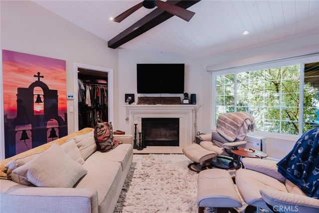 24713 Choke Cherry Lane, Newhall, CA 91321