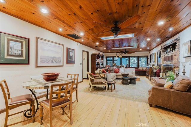 24713 Choke Cherry Lane, Newhall, CA 91321