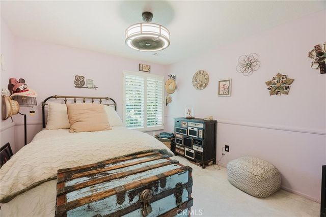 24713 Choke Cherry Lane, Newhall, CA 91321