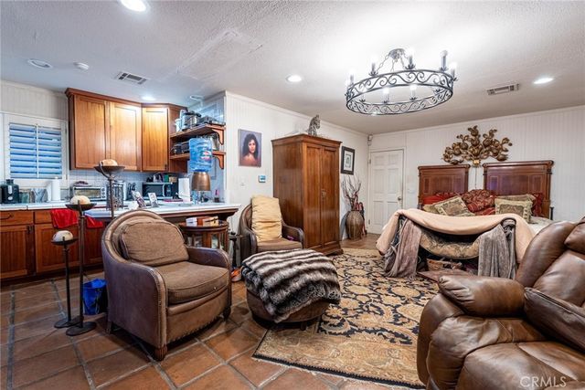 24713 Choke Cherry Lane, Newhall, CA 91321