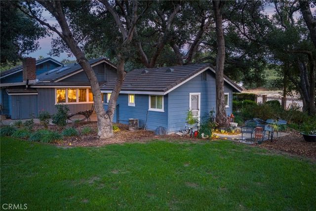 24713 Choke Cherry Lane, Newhall, CA 91321