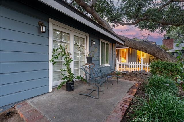 24713 Choke Cherry Lane, Newhall, CA 91321