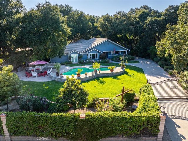 24713 Choke Cherry Lane, Newhall, CA 91321