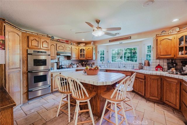 24713 Choke Cherry Lane, Newhall, CA 91321