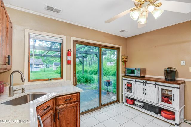 32 Ethan Allen Road, Freehold, NJ 07728