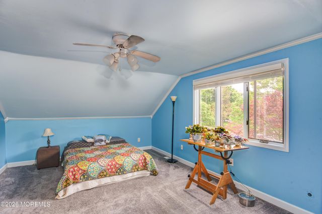 32 Ethan Allen Road, Freehold, NJ 07728