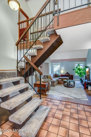 32 Ethan Allen Road, Freehold, NJ 07728