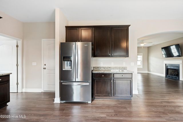 111 Saw Grass Drive, Maple Hill, NC 28454