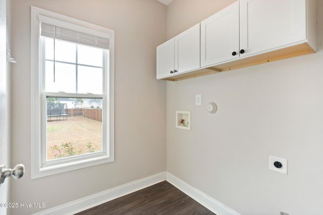 111 Saw Grass Drive, Maple Hill, NC 28454