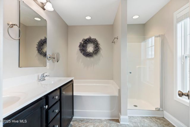 111 Saw Grass Drive, Maple Hill, NC 28454