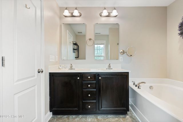 111 Saw Grass Drive, Maple Hill, NC 28454