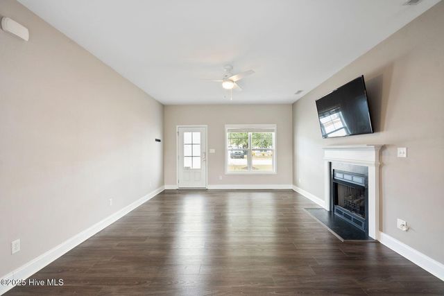 111 Saw Grass Drive, Maple Hill, NC 28454