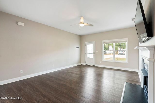 111 Saw Grass Drive, Maple Hill, NC 28454