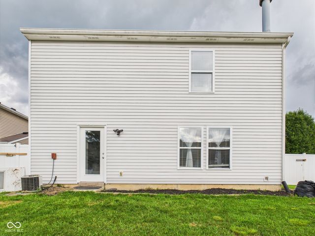 8193 S Firefly Drive, Pendleton, IN 46064
