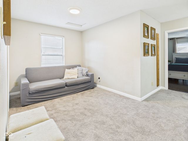 8193 S Firefly Drive, Pendleton, IN 46064