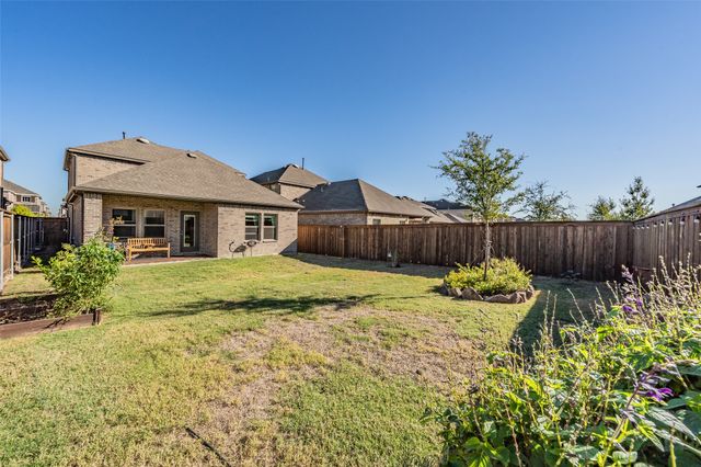 317 Willowmore Drive, Little Elm, TX 75068
