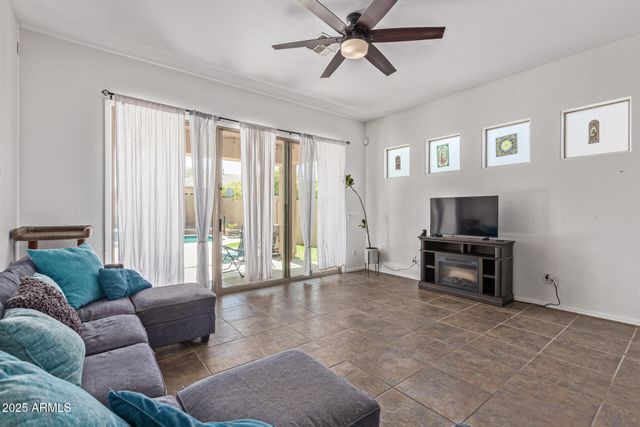 9815 S 43RD Lane, Laveen, AZ 85339