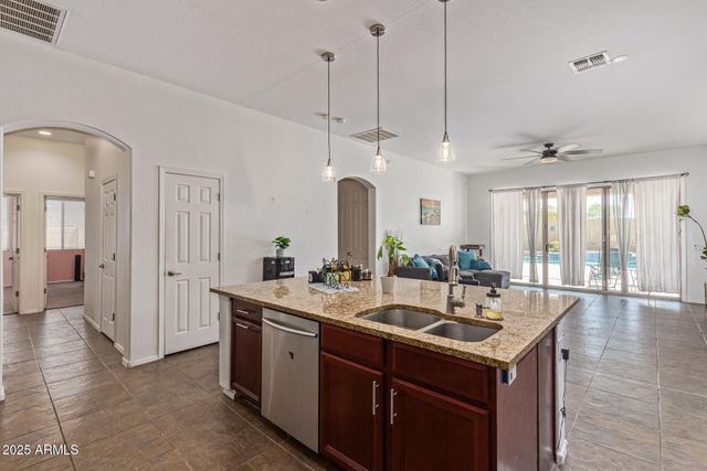 9815 S 43RD Lane, Laveen, AZ 85339