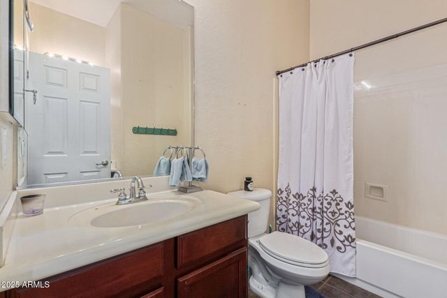 9815 S 43RD Lane, Laveen, AZ 85339