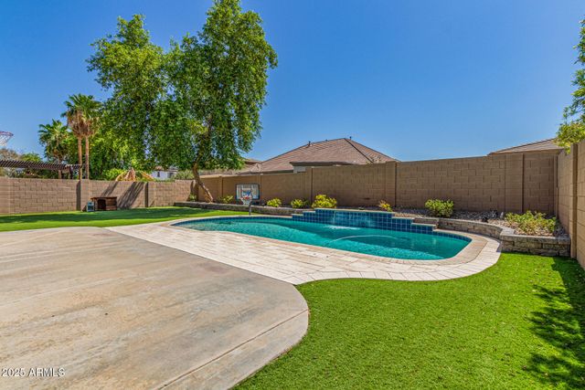 9815 S 43RD Lane, Laveen, AZ 85339