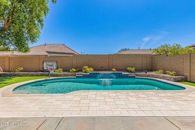 9815 S 43RD Lane, Laveen, AZ 85339