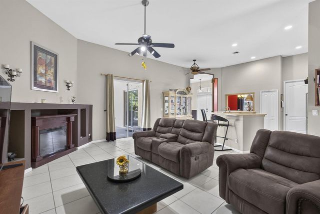 16300 92nd Lane N, Loxahatchee, FL 33470