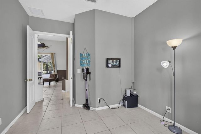 16300 92nd Lane N, Loxahatchee, FL 33470