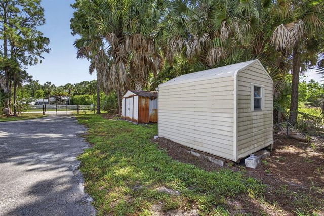16300 92nd Lane N, Loxahatchee, FL 33470