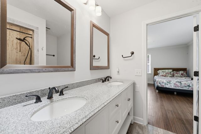 2118 Stratford Rd, Murfreesboro, TN 37129