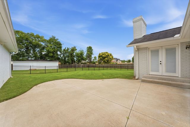 2118 Stratford Rd, Murfreesboro, TN 37129
