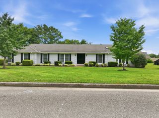 2118 Stratford Rd, Murfreesboro, TN 37129