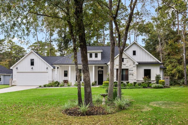 15113 Paradise Court, Willis, TX 77318