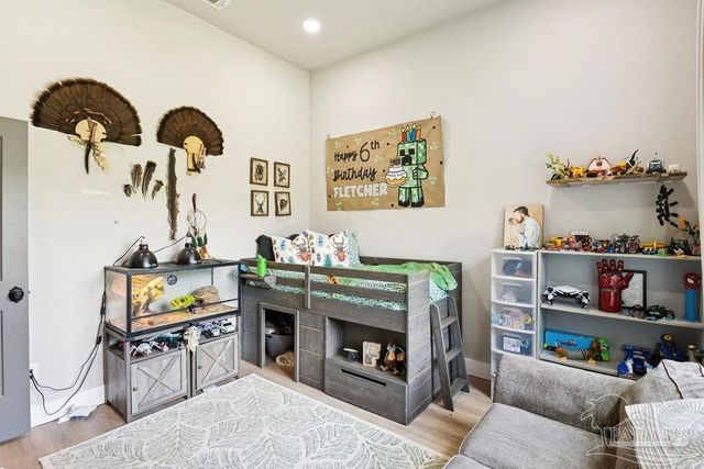 7664 Buffalo Ridge Rd, Pace, FL 32571