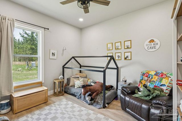 7664 Buffalo Ridge Rd, Pace, FL 32571