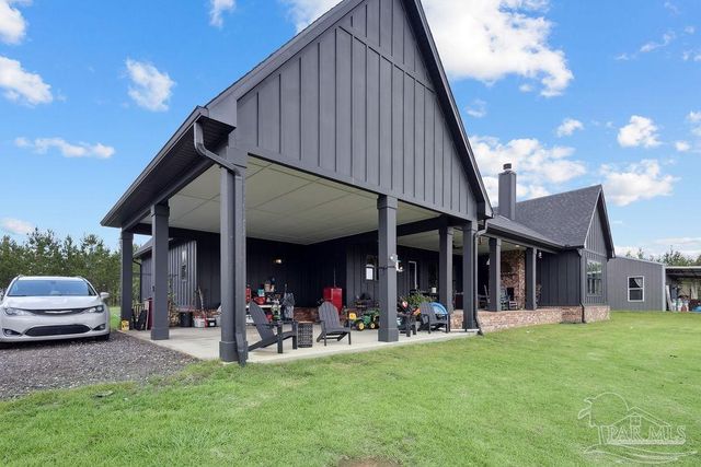 7664 Buffalo Ridge Rd, Pace, FL 32571