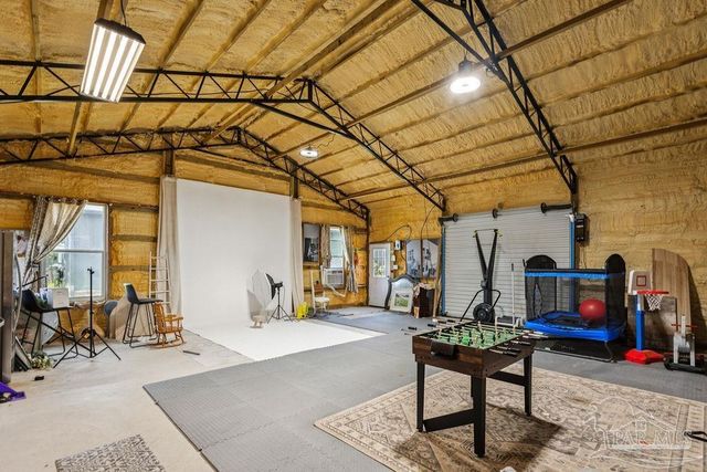 7664 Buffalo Ridge Rd, Pace, FL 32571