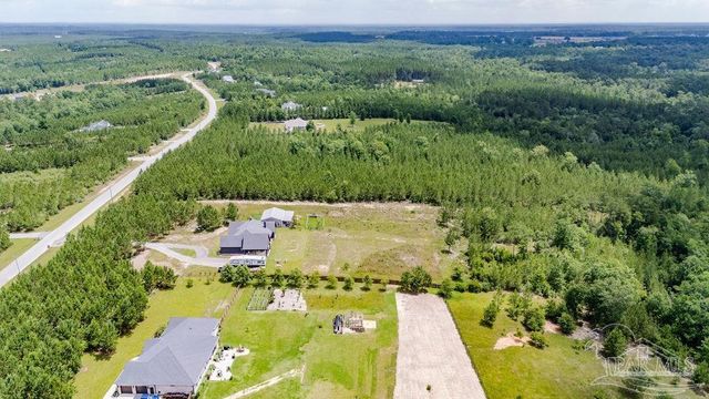 7664 Buffalo Ridge Rd, Pace, FL 32571