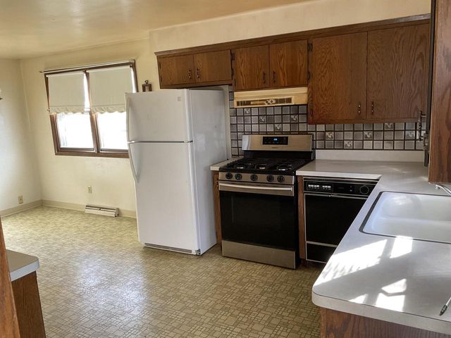 3706 70th STREET, Kenosha, WI 53142