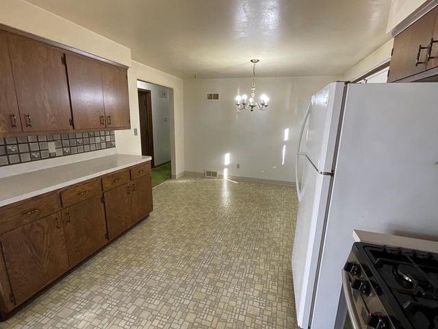 3706 70th STREET, Kenosha, WI 53142