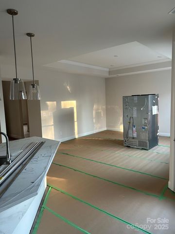 3048 Five Creek Road 37, Charlotte, NC 28213