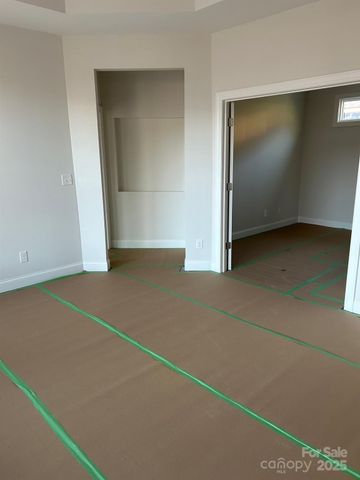 3048 Five Creek Road 37, Charlotte, NC 28213