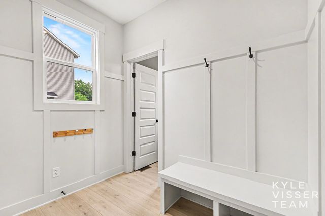 7408 Graymoor Street SE, Caledonia, MI 49316