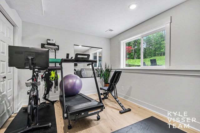 7408 Graymoor Street SE, Caledonia, MI 49316