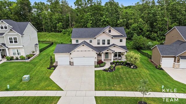 7408 Graymoor Street SE, Caledonia, MI 49316