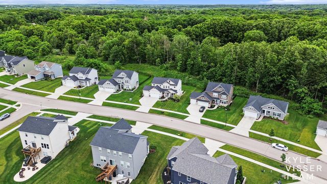 7408 Graymoor Street SE, Caledonia, MI 49316